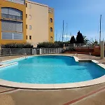 T2 Sur Le Port Avec Parking Apartament