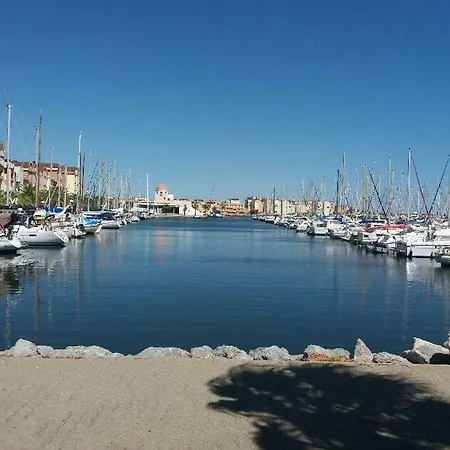 T2 Sur Le Port Avec Parking *