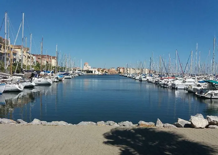 T2 Sur Le Port Avec Parking *